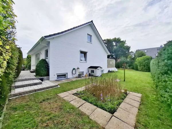 Immobilie in Kayhude - Gepflegter Bungalow in zweiter Reihe mit Ausbaureserve und Vollkeller auf idyllischem Grundstück - Bild 4
