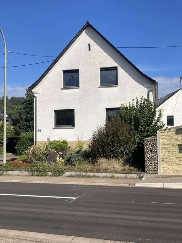 Immobilie in Nalbach - Einfamilienhaus in Körprich mit großem Grundstück - positiver Vorbescheid für weiteres Wohnhaus - Bild 0
