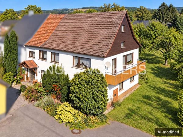 Immobilie in Horb am Neckar - Viel Fläche, viele Möglichkeiten – Wohnimmobilie mit Potenzial für Familien und Kapitalanleger - Bild 0