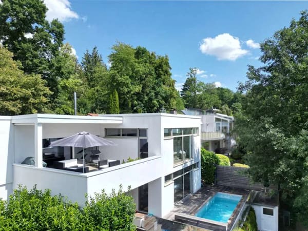 Immobilie in Glattbach - Luxuriöse Villa mit atemberaubendem Ausblick – Ihr neues Zuhause in Glattbachs Toplage! - Bild 1