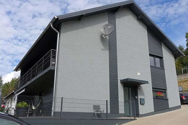 Immobilie in Mehren - "Haus am See": Freisteh. komplett saniertes Einfamilienhaus mit Einliegerwohnung in  Traumlage - Bild 0