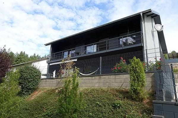 Immobilie in Mehren - "Haus am See": Freisteh. komplett saniertes Einfamilienhaus mit Einliegerwohnung in  Traumlage - Bild 1