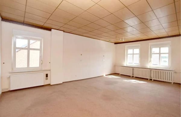 Immobilie in Gardelegen - Großes, gepflegtes Backsteinhaus mit 3 schönen Wohnungen + PV-Anlage auf über 2.000m² Grundstück - Bild 4