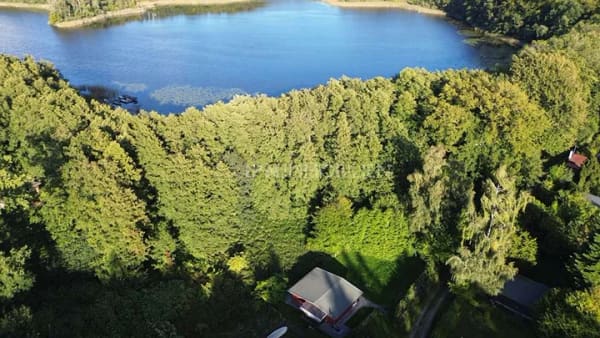 Immobilie in Lalendorf - Ihr Lieblingsplatz im Grünen – gepflegter Ferienbungalow mit Bootsliegeplatz und eigenem Grundstück - Bild 0