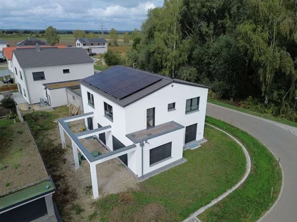 Immobilie in Affing - Modernes Energiesparhaus am Waldrand - Bild 3