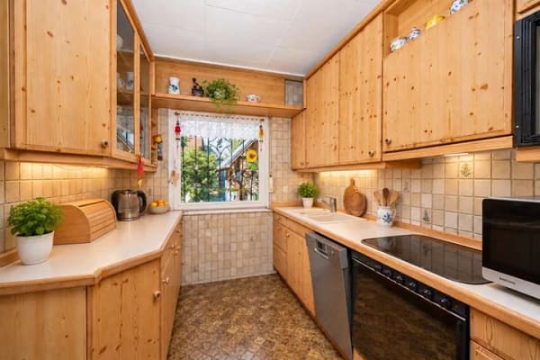 Immobilie in Mönchweiler - Charaktervolles Zuhause mit viel Raum & charmatem Garten - Bild 3
