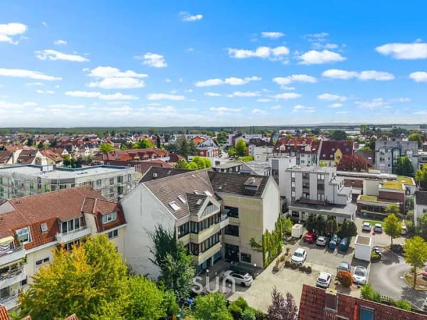 Immobilie in Rodgau - LOFT-FLAIR DIREKT AM MARKTPLATZ – 73 m² mit Blick über die Dächer von Rodgau Nieder-Roden - Bild 0