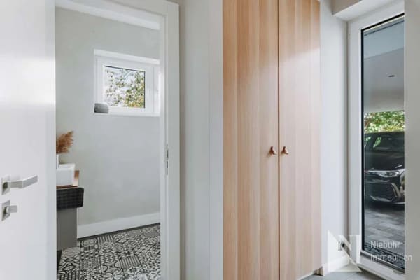 Immobilie in Brietlingen - Hochwertiges Einfamilienhaus mit großem Grundstück, Pool & vielseitigem Raumangebot - Bild 4