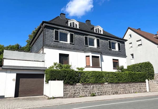Immobilie in Ennepetal - Viel Platz, viel Potenzial – großzügige unsanierte 5-Zimmer-Wohnung mit Garten in Ennepetal - Bild 0
