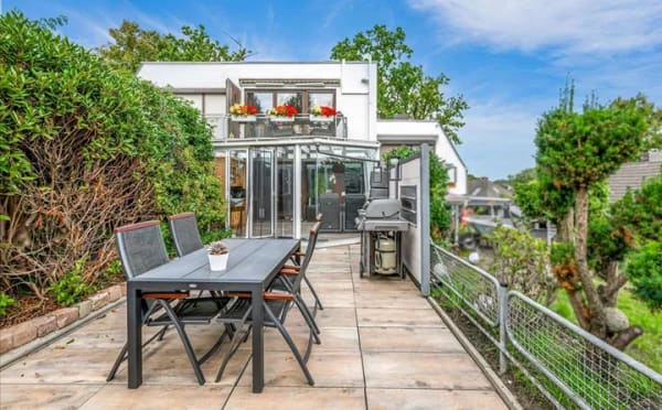 Immobilie in Ritterhude - Ritterhude: Lichtdurchflutetes Split-Level-Haus mit Wintergarten, Kamin und neuer Klimaanlage - Bild 2