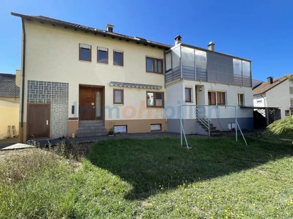 Immobilie in Dettingen an der Erms - Mehrfamilienhaus in Dettingen an der Erms - Bild 1