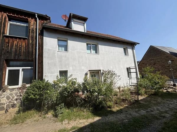 Immobilie in Lülsfeld - Modernisiert und mit viel Liebe zum Detail: Einfamilienhaus in Lülsfeld - Bild 1