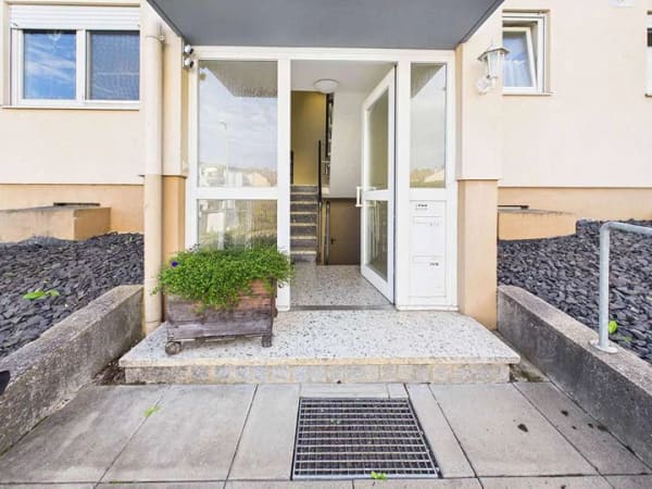 Immobilie in Diez - Solide Kapitalanlage mit Charme – gepflegtes Zweifamilienhaus mit großem Garten & Doppelgarage - Bild 2