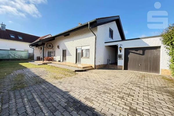 Immobilie in Altötting - Mehrgenerationenhaus oder Vermietung - Bild 0