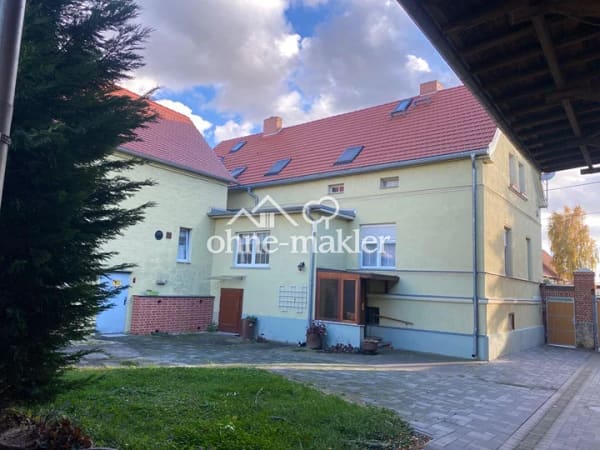 Immobilie in Nienburg (Saale) - Herrschaftliches Wohnhaus mit landwirtschaftlichen Gebäuden - Bild 4