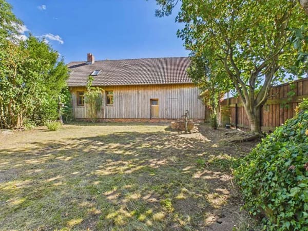 Immobilie in Königslutter am Elm - PROVISIONSFREI! Restbauernhof mit Ausbaupotenzial, Nebengebäuden & 932 m² Eigentumsgrundstück - Bild 4