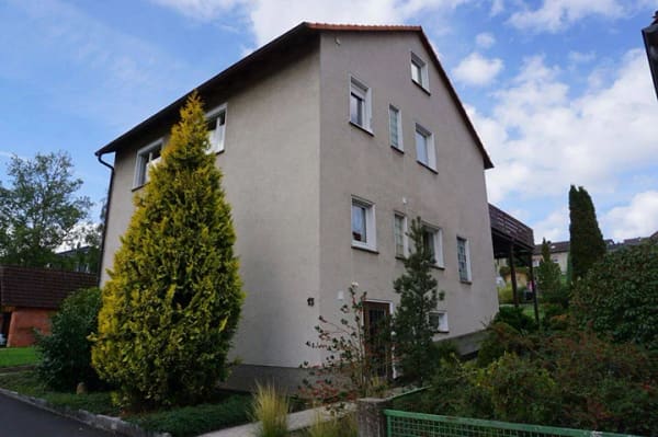 Immobilie in Malsfeld - Gepflegtes Zweifamilienhaus in ruhigem Wohngebiet. Keine Käuferprovision! - Bild 0