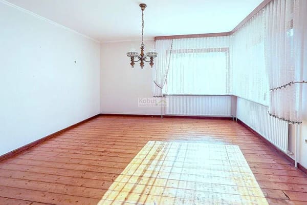 Immobilie in Wrestedt - Viel Raum auf zwei Wohnebenen: Einfamilienhaus mit 7 Zimmern, Garage und Garten - Bild 4