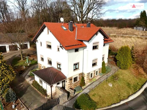 Immobilie in Gersdorf - Historische Villa am Wald in Gersdorf | 12 Zimmer, 298 m² Wohnfläche & 2.098 m² Grundstück - Bild 3