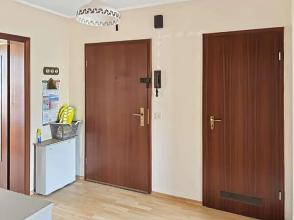 Immobilie in Kulmbach - Bezugsfreie, sonnige 3-Zimmer-Wohnung mit West-Balkon in Kulmbach und Blick auf die Kulmbacher Burg - Bild 1