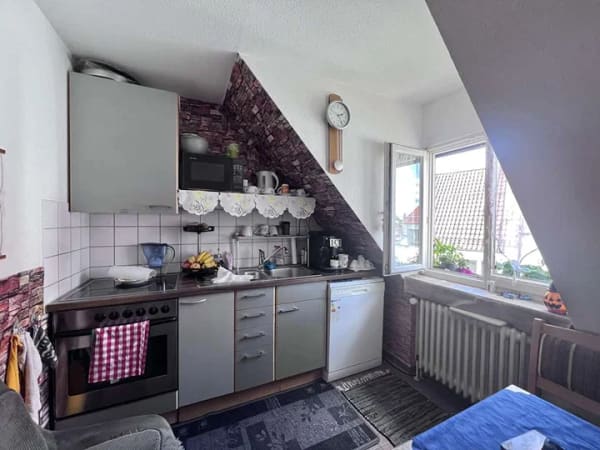 Immobilie in Ochsenhausen - 3,5-Zimmerwohnung mit TG-Stellplatz in zentraler Lage - Bild 4