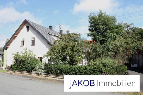 Immobilie in Untersteinach - Gute Lage und viel Platz, Familienhaus in Untersteinach - Bild 0