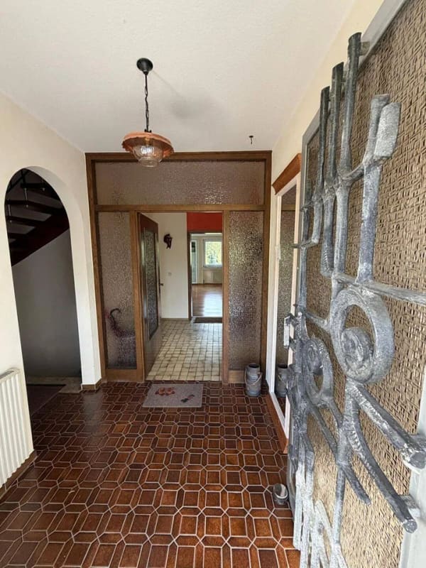Immobilie in Bleialf - Geräumiges Einfamilienhaus mit Einliegerwohnung und großem Garten - Bild 3