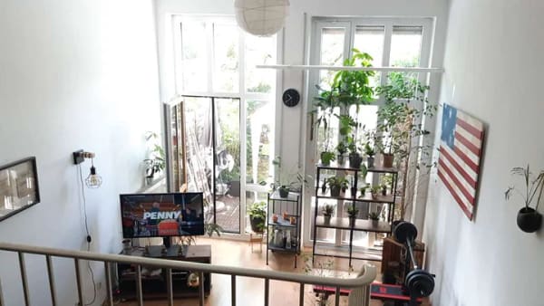 Immobilie in Kirchseeon - KAPITALANLAGE - 1 Zi.-Whg. - JNME 5.880 € | SÜD/Terrasse | Laminat | Bad/WC/Wanne und Tiefgarage - Bild 1