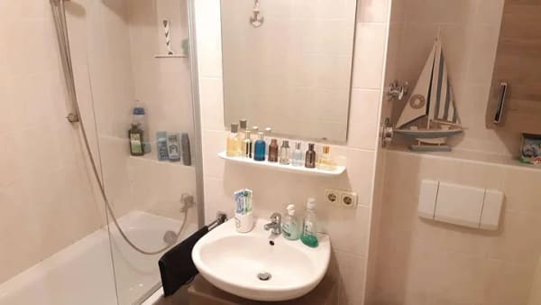 Immobilie in Kirchseeon - KAPITALANLAGE - 1 Zi.-Whg. - JNME 5.880 € | SÜD/Terrasse | Laminat | Bad/WC/Wanne und Tiefgarage - Bild 3