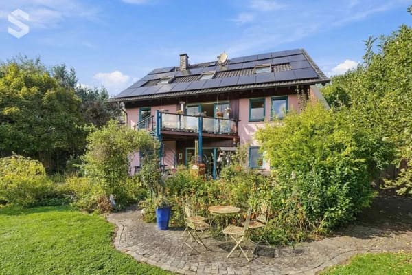 Immobilie in Nümbrecht - Großzügiges Architektenhaus mit Einliegerwohnung auf weitläufigem Grundstück - Bild 0