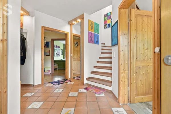 Immobilie in Nümbrecht - Großzügiges Architektenhaus mit Einliegerwohnung auf weitläufigem Grundstück - Bild 3