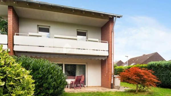 Immobilie in Ennigerloh - Charmante Doppelhaushälfte mit Garten, Terrasse, Balkon, Erbbaurecht und Garage in Ennigerloh - Bild 2