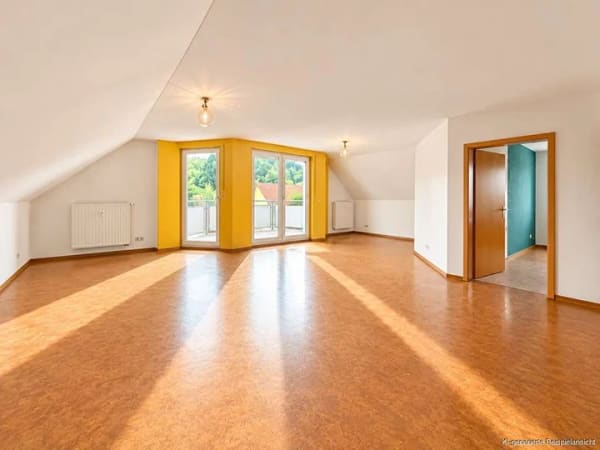 Immobilie in Teublitz - "Einziehen, wohlfühlen, zuhause sein – 3-Zimmer-DG-Wohnung  mit Balkon & Garage in Teublitz" - Bild 3