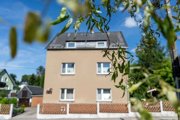 Immobilie in Hartmannsdorf - Freie Fahrt ins eigene Zuhause! - Bild 1