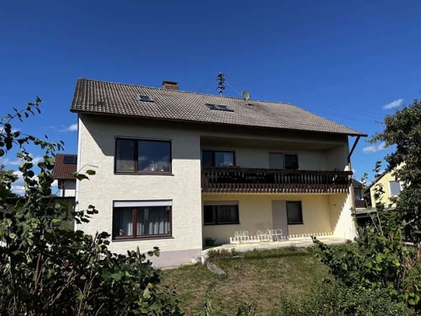 Immobilie in Egg an der Günz - Von privat – solides Zweifamilienhaus mit viel Platz - Bild 0