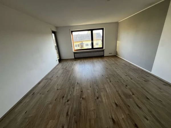Immobilie in Egg an der Günz - Von privat – solides Zweifamilienhaus mit viel Platz - Bild 4
