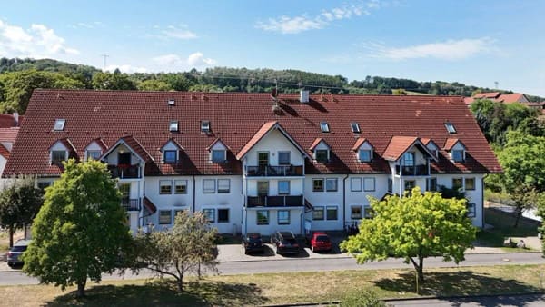 Immobilie in Klipphausen - 6 vermietete Eigentumswohnungen - Bild 1