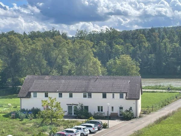 Immobilie in Murg - Mehrfamilienhaus auf großem Grundstück am Rhein- attraktive Kapitalanlage mit Entwicklungspotenzial - Bild 0