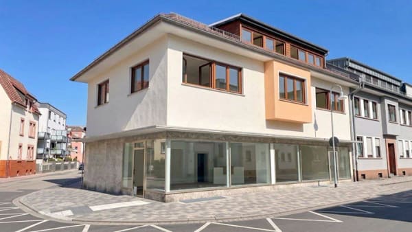 Immobilie in Flörsheim - Attraktive Kapitalanlage | Wohn- und Geschäftshaus in zentraler Lage von Flörsheim - Bild 0