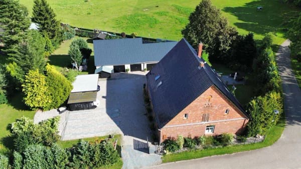 Immobilie in Marlow - Großzügiges ländliches Anwesen mit ca. 2.450 m² Grdst., Einliegerwhg., Nebengebäuden, Ausbaureserve und Ostseenähe! - Bild 0