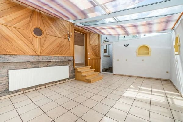 Immobilie in Mühlheim an der Donau - Charmantes Einfamilienhaus mit viel Platz, Garten und gemütlichem Wintergarten - Bild 4