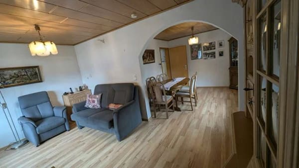 Immobilie in Lohfelden - gepflegtes 1-2 Fam. Haus einschl. zusätzlichem Bauplatz, ruhiger Lage Lohfelden zu verkaufen - Bild 4