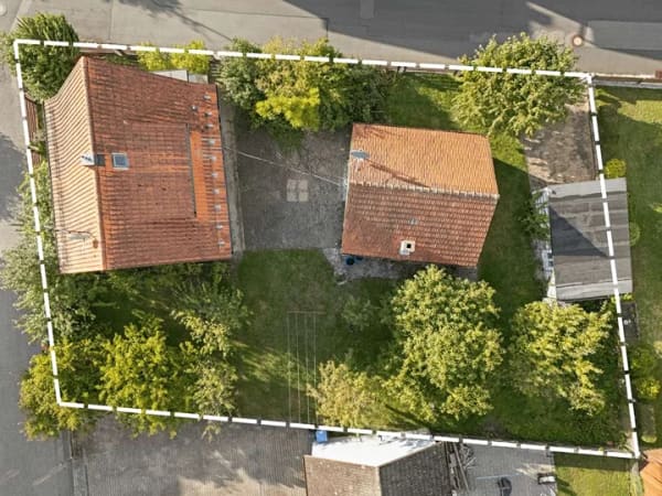 Immobilie in Pressath - Heizung aus 2024! Einfamilienhaus mit Erweiterungspotential und großem Garten - Bild 4