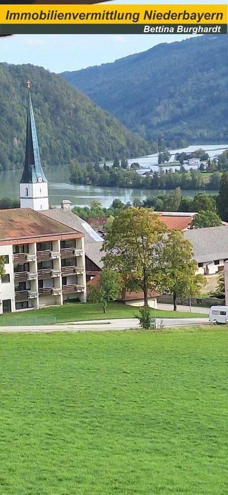 Immobilie in Obernzell - SCHICKE FERIENWOHNUNG MIT FANTASTISCHEM BLICK NÄHE PASSAU - Bild 0