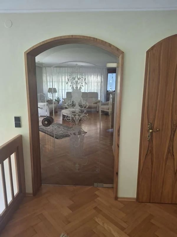 Immobilie in Bad Kissingen - Bad Kissingen/Nüdlingen, EFH mit sichtgeschütztem Garten und großer Garage, Blick bis zum Kreuzberg - Bild 3