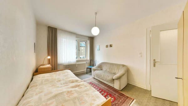 Immobilie in Heinsberg - Vielseitiges Mehrfamilienhaus in Heinsberg-Waldenrath: Eigennutzung trifft auf solide Mieteinnahmen - Bild 4