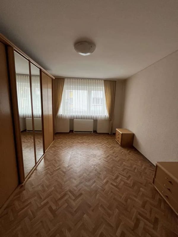 Immobilie in Vinningen - Gepflegtes Einfamilienhaus mit großem Garten zum Entfalten - Bild 3