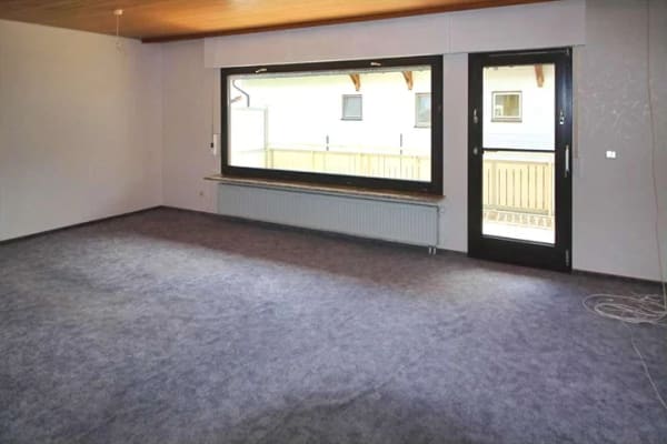 Immobilie in Merklingen - Herrliches Einfamilienhaus - in zentraler Lage und für den Einzug bereit !  - Bild 3