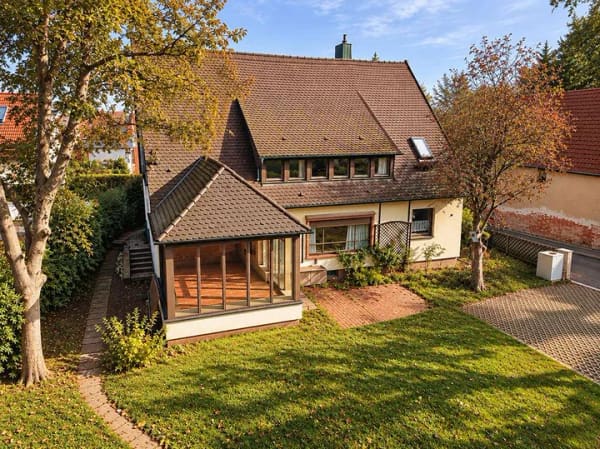 Immobilie in Bischberg - Großzügiges Wohnhaus mit Garten in traumhafter Lage von Bischberg - Bild 0
