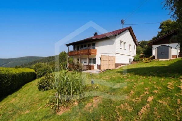 Immobilie in Waldbrunn - Besondere Lage, besonderer Ausblick - Zweifamilienhaus im Bieterverfahren - Bild 1